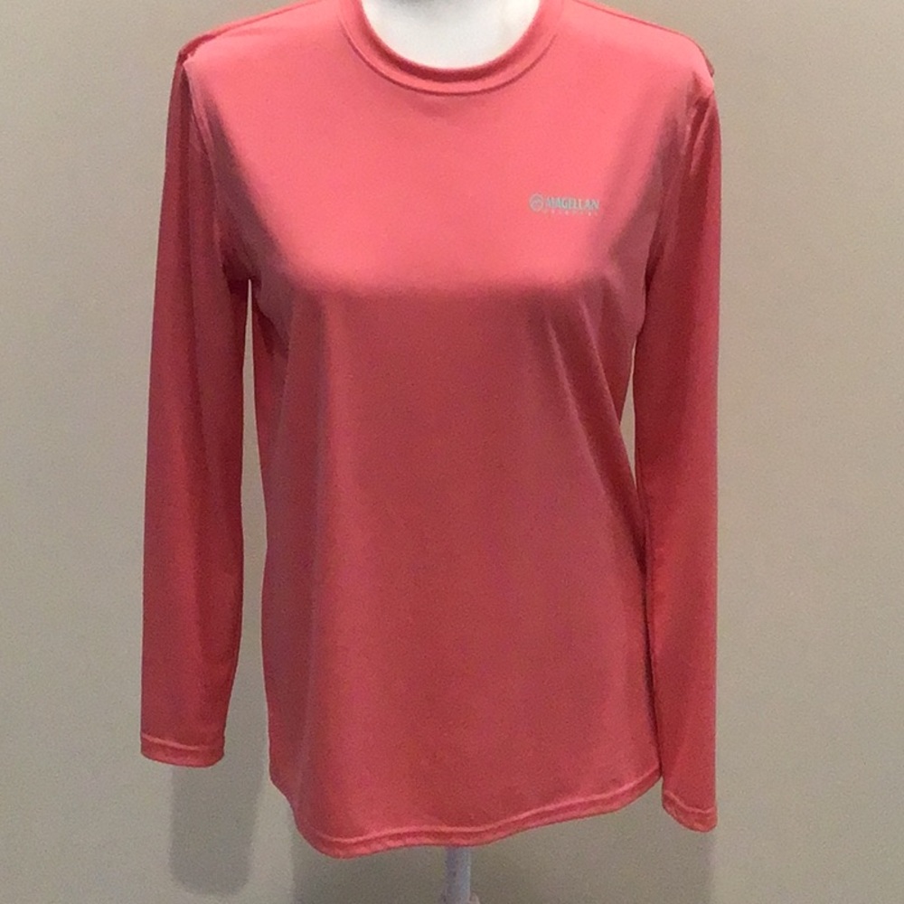Magellan Outdoors Pink Fitted Long Sleeve Tee size s pit to pit 19” used